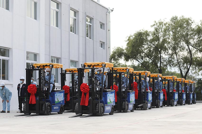 /uploads/image/2023/04/24/1.Hydrogen-fuel-cell-forklifts-delivered-to-Yanshan-Sinopec-in-China.jpg 1.Hydrogen-fuel-cell-forklifts-delivered-to-Yanshan-Sinopec-in-China.jpg