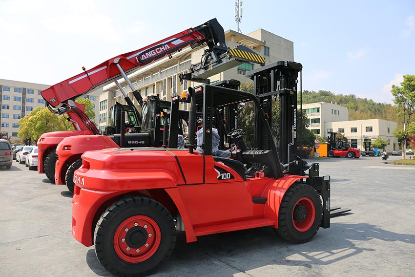/uploads/image/2023/06/01/Giant Forklifts to South America (3).jpg Giant Forklifts to South America (3).jpg